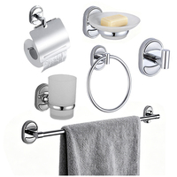 Ensemble de quincaillerie de salle de bain moderne de style hôtelier : porte-serviettes mural, barre porte-serviettes et porte-savon