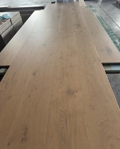 Suelo de Madera de Roble Europeo de Ingeniería de 3/4 Pulgadas, 2200mm, con Sistema de Lengüeta y Ranura, para Interiores - Product Image 4
