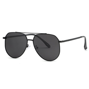 SPOEN Gafas de sol de piloto para hombre, montura completa, polarizadas, protección solar UV400, gafas para adultos - Product Image 2