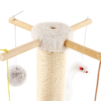Poteau à gratter et tour jouet en bois 2 en 1 avec corde en sisal et boule suspendue pour arbre à chats actif