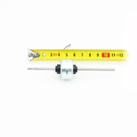 La vis de plomb de 25mm passe par un mini moteur pas à pas linéaire fileté 5v
