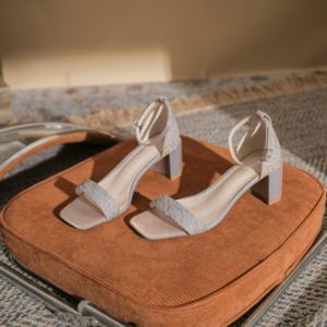Sandalias de Tacón Grueso con Pedrería, Estilo Club y Boda, Cierre con Cordones - Product Image 6