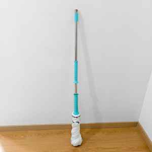 <span class=keywords><strong>Fregona</strong></span> Twist autoexprimible de microfibra para uso doméstico Exprimidor de agua manos libres con limpieza de suelo de poste de acero - Product Image 2