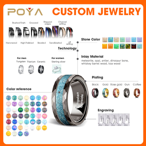 Anello in Carburo di Tungsteno Martellato 8mm, Intarsiato con Quercia e Corno di Cervo, Unisex, Ideale Come Regalo di Fidanzamento e Anniversario - Product Image 4
