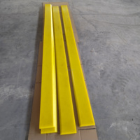 Feuilles de caoutchouc polyuréthane personnalisées en matériau PU série 60A 70A 80A 90A avec service de traitement de découpe