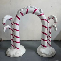 Grandes sculptures en fibre de verre, accessoires de Noël : chaise du Père Noël, bâton de bonbons, boîte aux lettres, panneau de signalisation, statue pour place publique extérieure et parc à thème