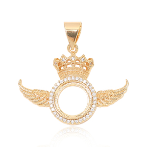 Corona <span class=keywords><strong>di</strong></span> diamanti geometrica ciondolo corona del <span class=keywords><strong>re</strong></span> ciondoli portachiavi con ali d'angelo corona collana Hiphop 18k oro ottone zircone gioielli per uomo - Product Image 1