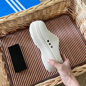 <span class=keywords><strong>Ciabatte</strong></span> Slip-on Personalizzate di Design in EVA Impermeabile, Suola Spessa Monopezzo, Fondo Morbido, Ammortizzanti, Leggere e Traspiranti - Product Image 2
