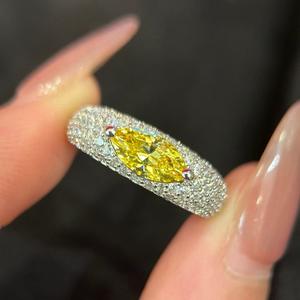 Anillo de Plata Pura S925 con Diamante Amarillo de Alta Calidad, Diseño de Ojo de Caballo Oculto, Chapado en Oro Champagne, Anillo Moderno - Product Image 3
