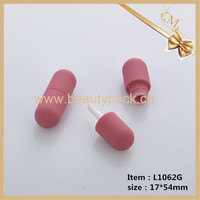 Étiquettes privée vide en forme de capsules rose, pièces, conteneur de gloss pour rouge à lèvres