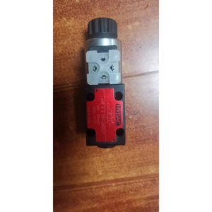 Vanne solénoïde Hydac 4WE6DS01-24DG V, commande hydraulique électromagnétique à quatre voies - Product Image 1