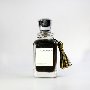 Wholesale High Quality Luxury Design 30ml 50ml 100ml Glass <b>Empty</b> <b>Spray</b> Perfume <b>Bottle</b> With Lid - Product Image 5