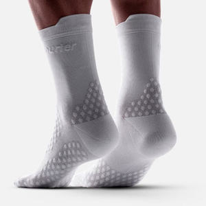 Chaussettes de sport en coton tricoté blanc pour hommes, respirantes, longues, pour VTT, avec logo personnalisé, vente en gros OEM Bilu - Product Image 1