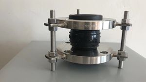 Junta de Expansión de Goma de Esfera Única de Alta Calidad para Conexiones de Entrada y Salida de Bombas - Product Image 2