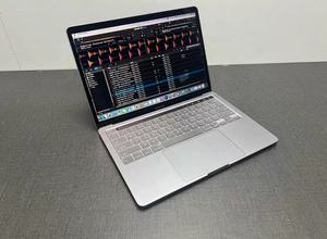 MacBook Pro 13 pollici 2019 (quasi nuovo, 95%) con processore <span class=keywords><strong>i7</strong></span>, 16GB RAM e SSD da 256GB - Disponibile per la vendita calda di laptop usati o ricondizionati - Product Image 2