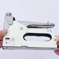 Agrafeuse manuelle de meubles de bricolage robuste pour la décoration de fixation de rembourrage