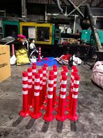 18 Inch 450mm PU Ribbed Traffic Bollard Flexible Springback Road Safety Post Lightweight Indoor Parking Reflective Film