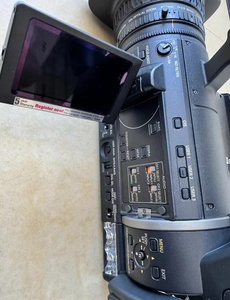 กล้อง Panasonic AG-HPX260MC รุ่นขายดีที่สุด พร้อมซูม 22 เท่า กล้องระดับมืออาชีพ เซ็นเซอร์ 3 MOS ขนาด 1/3 นิ้ว - Product Image 5