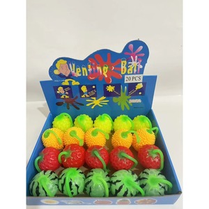 Juguete de descompresión de simulación de frutas TPR para apretar, divertido y antiestrés - Product Image 3