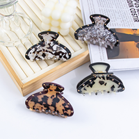 Vente en gros de pinces à cheveux en acrylique à imprimé léopard en PVC de 8 cm, accessoires de cheveux de luxe pour femmes, cadeaux pour les vacances et les fêtes