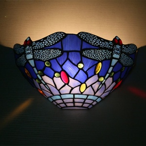 Magnifique applique murale décorative européenne en verre, lustre en demi-verre motif libellule, luminaires suspendus E27 - Product Image 4