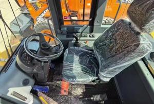 SDLG L958F 5 Ton Second Hand Wheel Loader 2023 <b>Model</b> China <b>Engine</b> Gearbox Pump Strong Bucket Smooth Control Fast Loading CE - Product Image 6