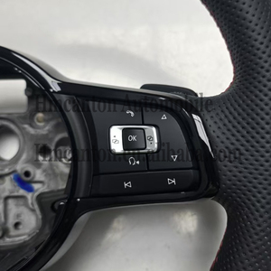 Nouveau produit : Volant perforé en cuir pour Volkswagen VW GTI7 Golf MK7 - Product Image 2