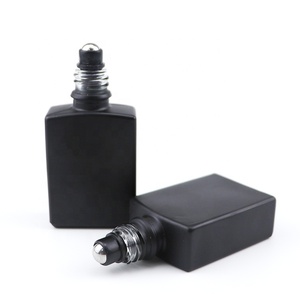 Flacon ouvre-<span class=keywords><strong>pierre</strong></span> déodorant, huile essentielle <span class=keywords><strong>de</strong></span> parfum, flacon à bille carrée avec pierres à quartz rose, 30ml, 1 pièce - Product Image 1