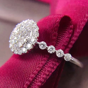 Anello di Fidanzamento con Zircone Rotondo in Cristallo per Donne, Elegante Gioiello da Dito per Proposte di Matrimonio - Product Image 6