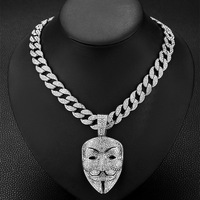 Collier pendentif masque en strass dorés audacieux avec chaîne cubaine entièrement pavée pour homme, bijoux de mode Hip Hop Streetwear