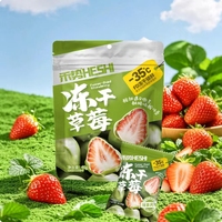 Fraises entières saines et nutritives lyophilisées saveur matcha, prêtes à consommer, emballées individuellement, en vrac