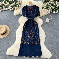 Robe décontractée pour femmes, élégante, bleu marine, dentelle, patchwork, col blanc, manches courtes, coupe évasée, avec ceinture, pour tous les jours