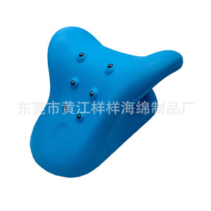 Oreiller de massage cervical bleu en forme de Y avec points d'acupression et aimants pour adultes - Product Image 4