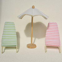 Ensemble en peluche de scène de plage d'inspiration nordique, poupées souris avec mini parasol/chaises longues, cadeau de décoration micro délicat
