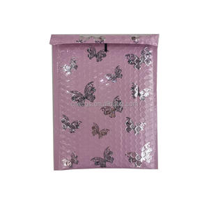 Алюминизированный пузырчатый изоляционный пакет, отражающий тепловой пароизоляционный экран с превосходным сохранением тепла - Product Image 4