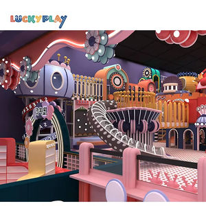 Centro Giochi per Bambini con Super Trampolino, Scivoli, Piscina di Palline, Labirinto e Giochi Interattivi - Product Image 1