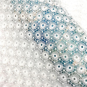 Fait à la main 3D Floral Soluble Tissu Broderie Blanc Dentelle Tissu et Français Tulle Dentelle Tissu Africain Dentelle Fille Robe - Product Image 6