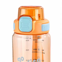 Bouteille d'eau en plastique de 750 ml avec sangle à motif de dessin animé mignon et marqueur de temps gradué pour le camping, la maternelle et les élèves du primaire