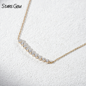 Collar con Colgante de Diamantes de Laboratorio con Corte Brillante Redondo en Oro Amarillo de 14k Starsgem - Product Image 5