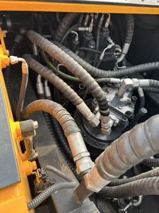 Excavatrice Hyundai R305LVS d'occasion, pelle sur chenilles de 30 tonnes, moteur Cummins d'origine, pour travaux de terrassement et d'exploitation minière, à l'exportation - Product Image 5