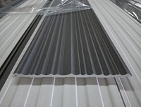 Panneaux muraux en WPC ignifuges imperméables au design moderne Panneau décoratif intérieur en PVC haut de gamme avec revêtement mural LVT à noyau solide