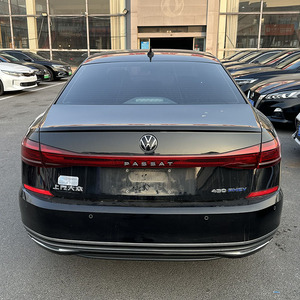 2023 Vw <span class=keywords><strong>Passat</strong></span> 430phev berlina di lusso ordinatamente utilizzato nuovi veicoli di energia a basso chilometraggio senza incidenti <span class=keywords><strong>auto</strong></span> di seconda mano per la vendita di Volkswagen - Product Image 4