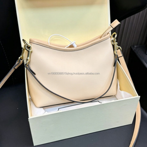 New York Style Luxury Messenger <b>Bags</b> Women S Designer Brand Handbags Ladies Bolso Coachings Leather <b>Bags</b> Wholesale - Product Image 5