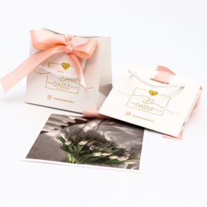 Boîte à bijoux personnalisée avec logo imprimé, pochette et sac cadeau en papier de luxe avec nom de marque en feuille d'or - Product Image 5
