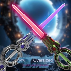 Feu filature Double lame en plastique <span class=keywords><strong>sabre</strong></span> <span class=keywords><strong>laser</strong></span> Double tête télescopique <span class=keywords><strong>Laser</strong></span> épée portant rotatif Cool lumineux son <span class=keywords><strong>jouet</strong></span> - Product Image 3