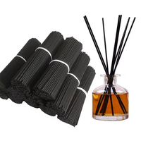 Bâtons de diffuseur de roseau de couleur noire personnalisés et écologiques Bâton de diffusion de parfum en fibre de polyester personnalisable