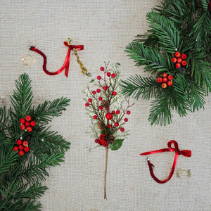 Merry Tree 45cm PE-Material Weihnachtsbaum-Deko mit Beeren und Tannenzapfen Fabrik-Großhandel Heim-Party Weihnachtsdekoration - Product Image 4