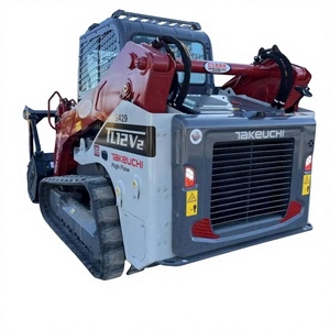 รถตักล้อยางขนาดเล็กมือสองยี่ห้อ Takeuchi รุ่นใหม่ 9 ตัน ได้รับการรับรองมาตรฐาน EPA และ CE พร้อมเครื่องยนต์ Briggs Stratton ปี 2017 กำลัง 37 กิโลวัตต์ และปั๊มเกียร์ KYB - Product Image 1