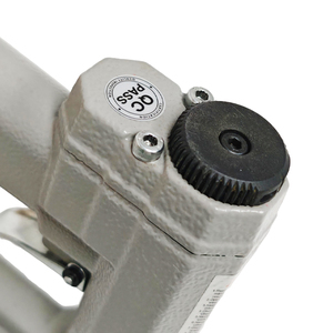 Chiodatrice Pneumatica WISDOM 77F, Leggera, per Pelle e Pellicce, Attrezzatura Pneumatica per Lavorazione di Pelle e Pellicce - Product Image 2