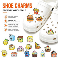Vente en gros usine de breloques pour chaussures en forme d'aliments mignons, en PVC souple, décorations amusantes pour sabots sur le thème des collations, des boissons et des aliments, pour sabots en vrac